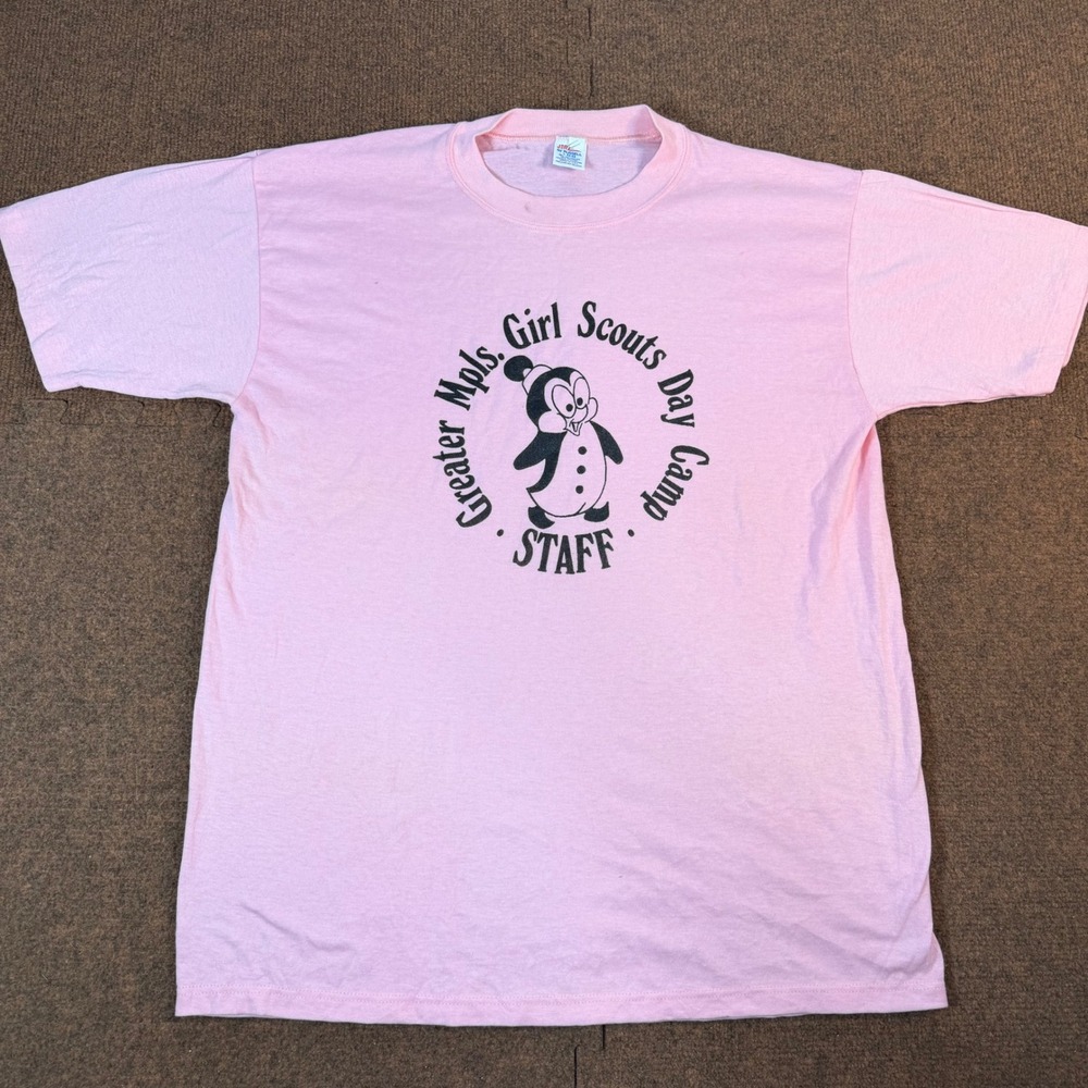 Jerzees by Russell Girl Scouts Day Camp Staff Penguin T-Shirt Pink Large Vtg A+